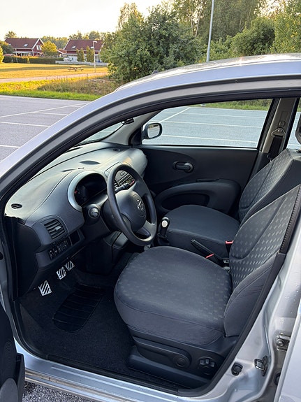 Nissan Micra 9 of 30