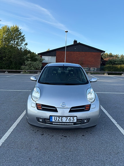 Nissan Micra 3 of 30