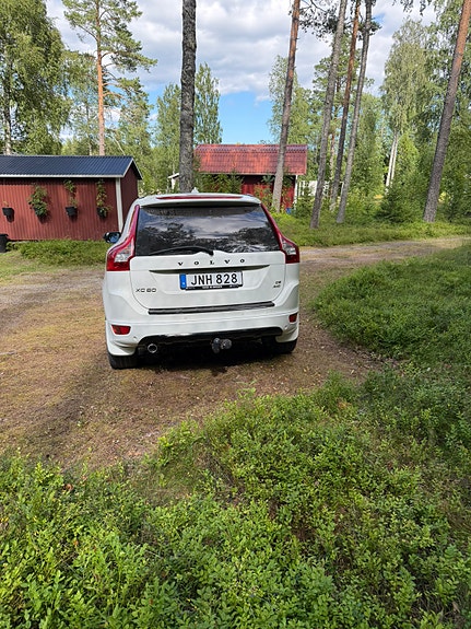 Volvo XC60 3 of 7