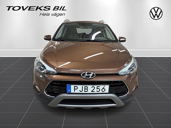 Hyundai i20 8 of 19