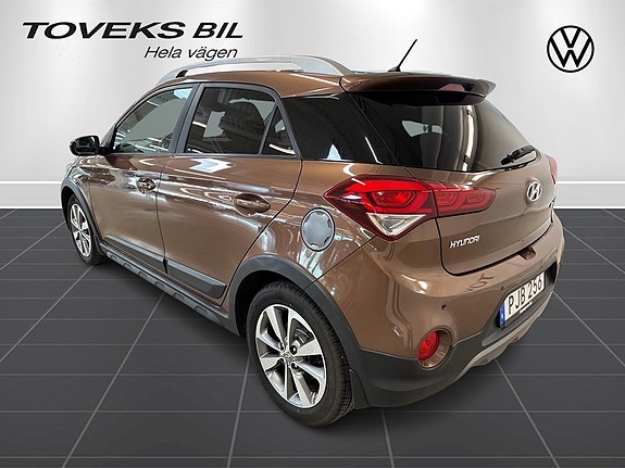 Hyundai i20 5 of 19