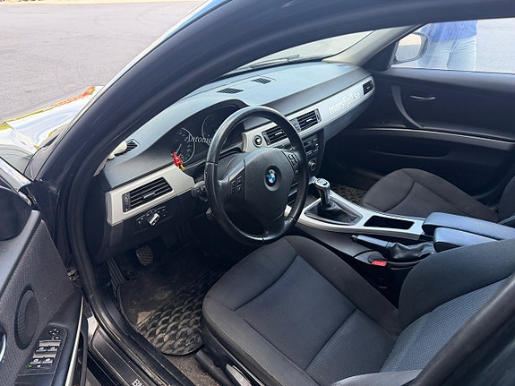 BMW 320d 8 of 13