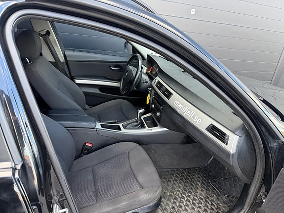 BMW 320d 10 of 13