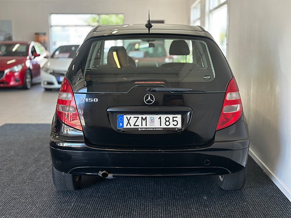 Mercedes-Benz A150 3 of 18