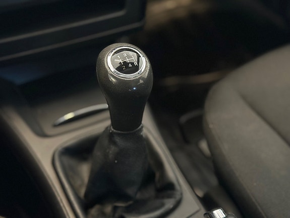Mercedes-Benz A150 12 of 18
