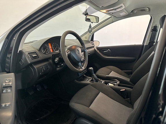 Mercedes-Benz A150 13 of 18
