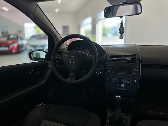 Mercedes-Benz A150 11 of 18