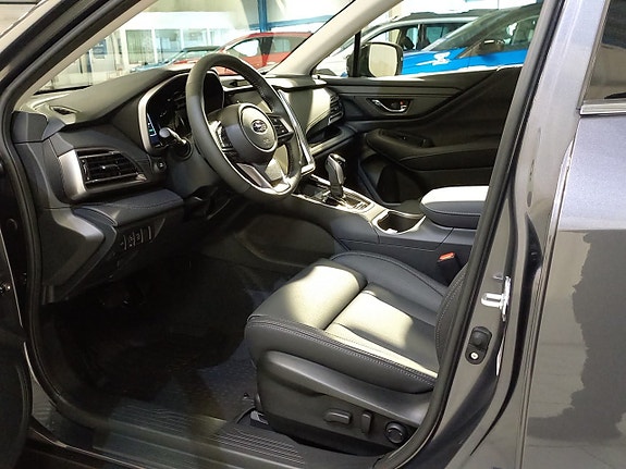 Subaru Outback 10 of 13