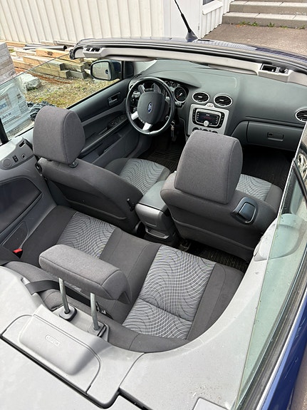 Ford Focus CC 5 of 7