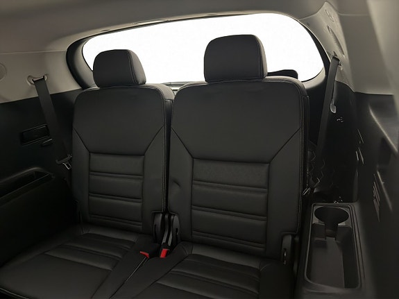 Kia Sorento 12 of 30