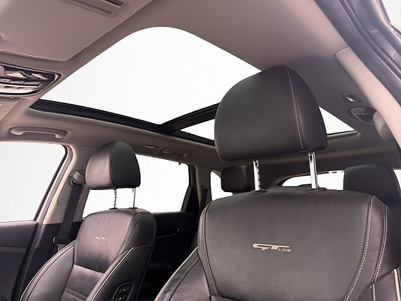 Kia Sorento 13 of 30