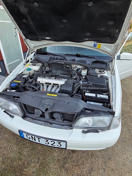 Volvo S70 2 of 8