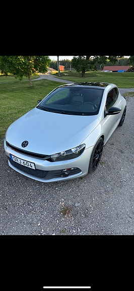 Volkswagen Scirocco 2 of 5