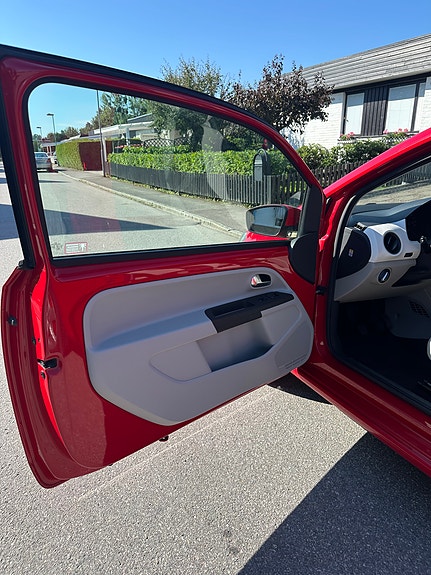 Seat Mii 13 of 17