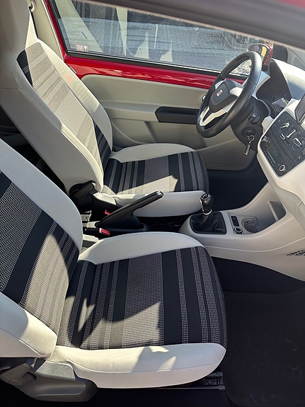 Seat Mii 11 of 17