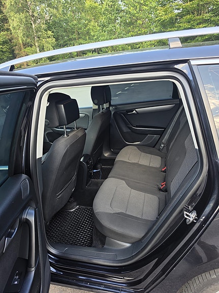 Volkswagen Passat 8 of 9