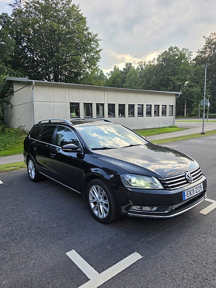 Volkswagen Passat 5 of 9