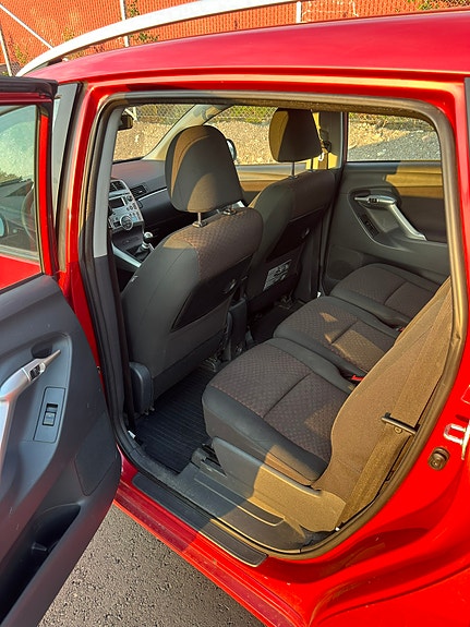 Toyota Verso 7 of 9