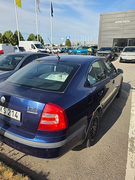 Skoda Octavia 3 of 11