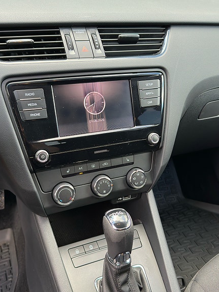 Skoda Octavia 9 of 22