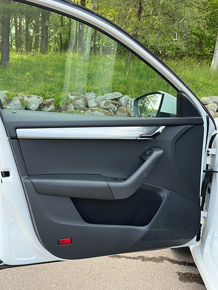 Skoda Octavia 12 of 22