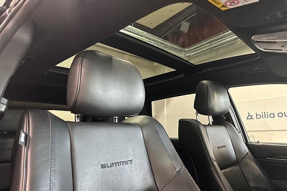 Jeep Grand Cherokee 16 of 25