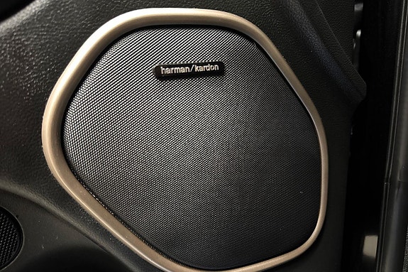 Jeep Grand Cherokee 22 of 25