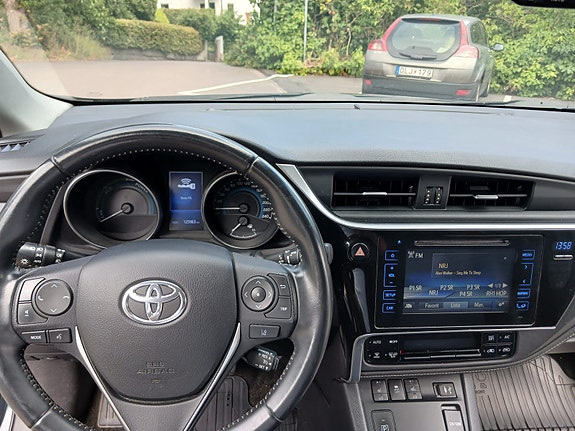 Toyota Auris 18 of 18