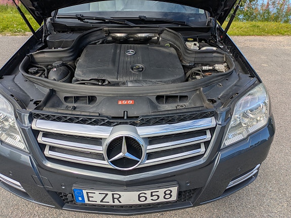 Mercedes-Benz GLK220 8 of 8