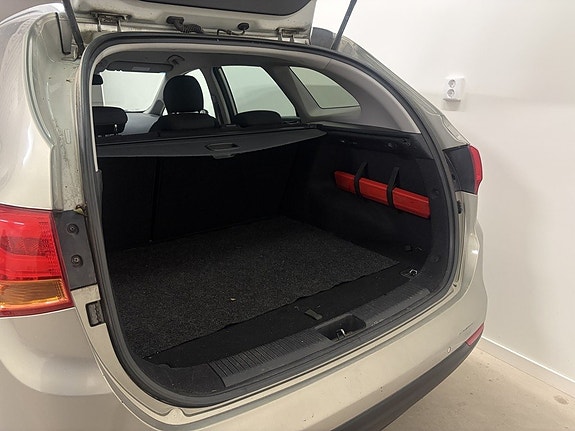 Kia Ceed 10 of 13