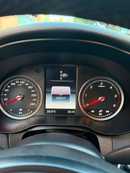 Mercedes-Benz C220 d 7 of 8