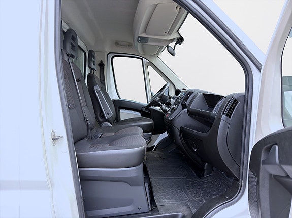 Peugeot Boxer 13 of 15