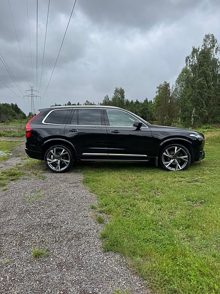 Volvo XC90 4 of 11