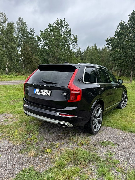 Volvo XC90 5 of 11