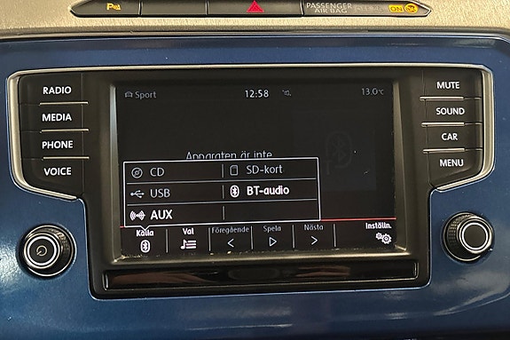 Volkswagen Passat Alltrack 20 of 22