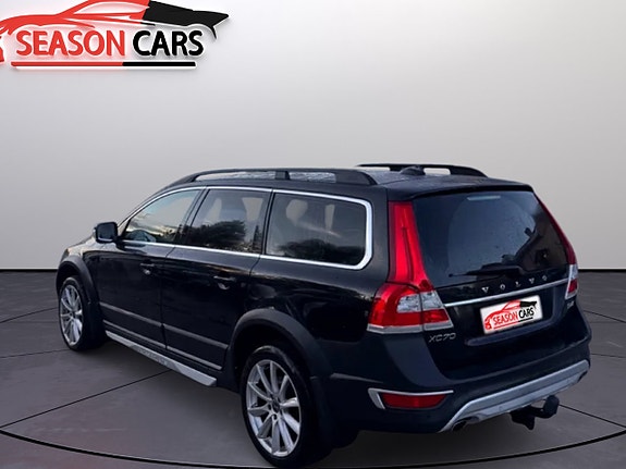 Volvo XC70 3 of 12