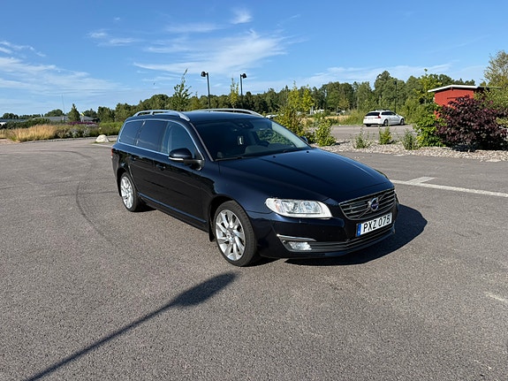 Volvo V70 3 of 14