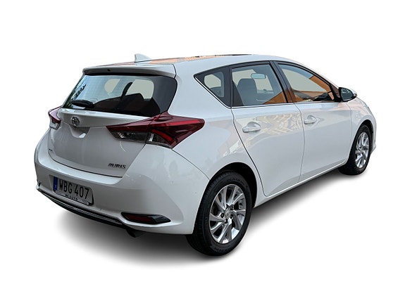 Toyota Auris 4 of 15