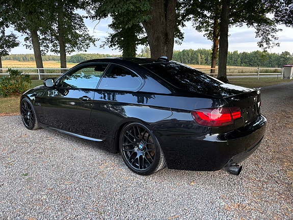BMW 320d 5 of 9