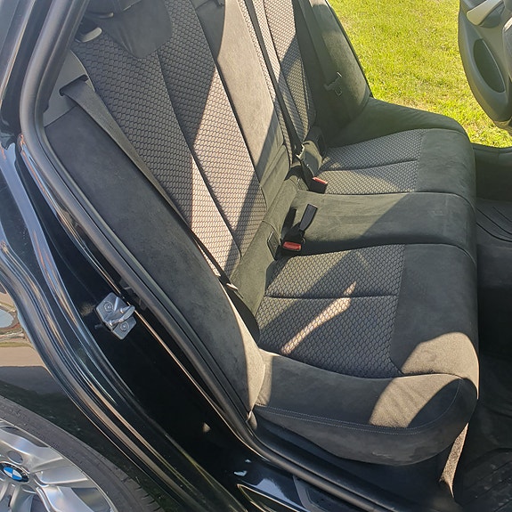 BMW 328i 6 of 12