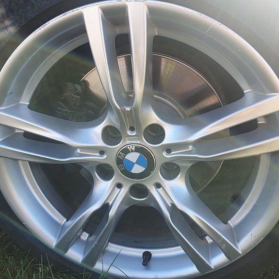 BMW 328i 9 of 12