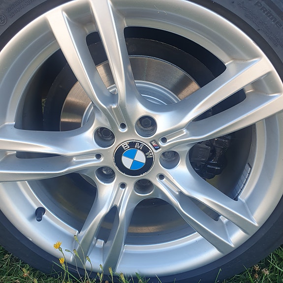 BMW 328i 12 of 12