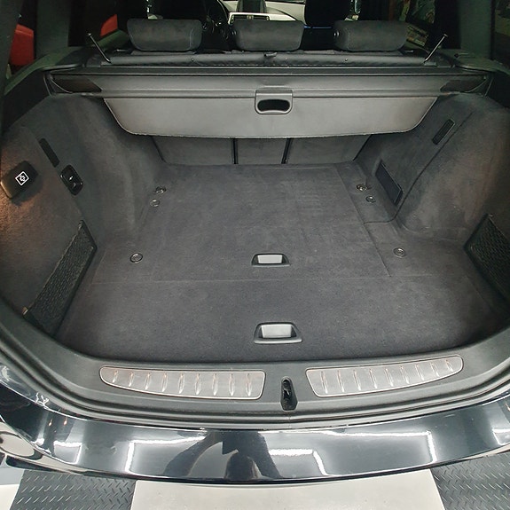 BMW 328i 10 of 12