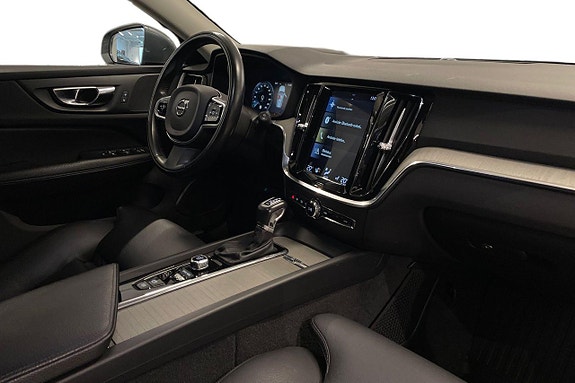 Volvo V60 12 of 25