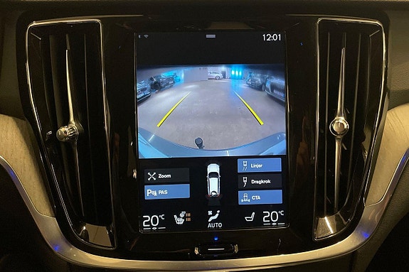 Volvo V60 16 of 25