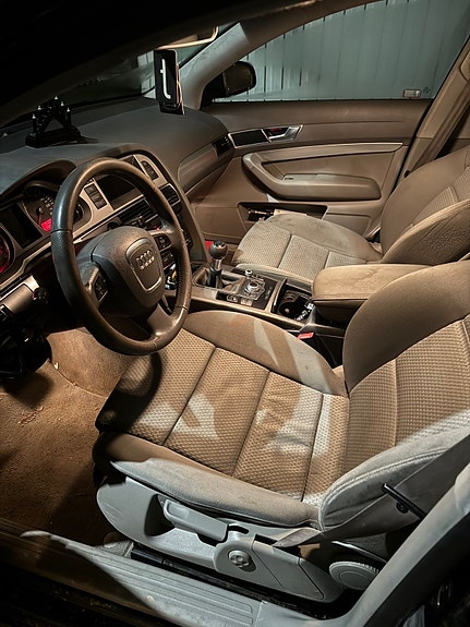 Audi A6 4 of 4