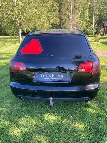 Audi A6 4 of 5
