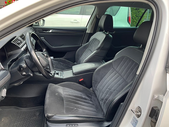 Skoda Superb 5 of 6