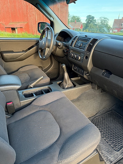 Nissan Navara 9 of 11