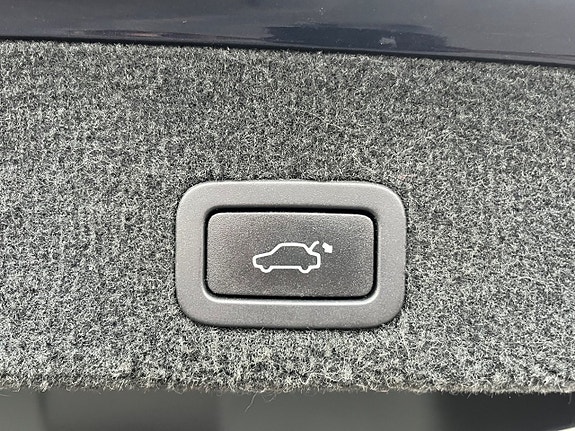Volvo XC70 21 of 22